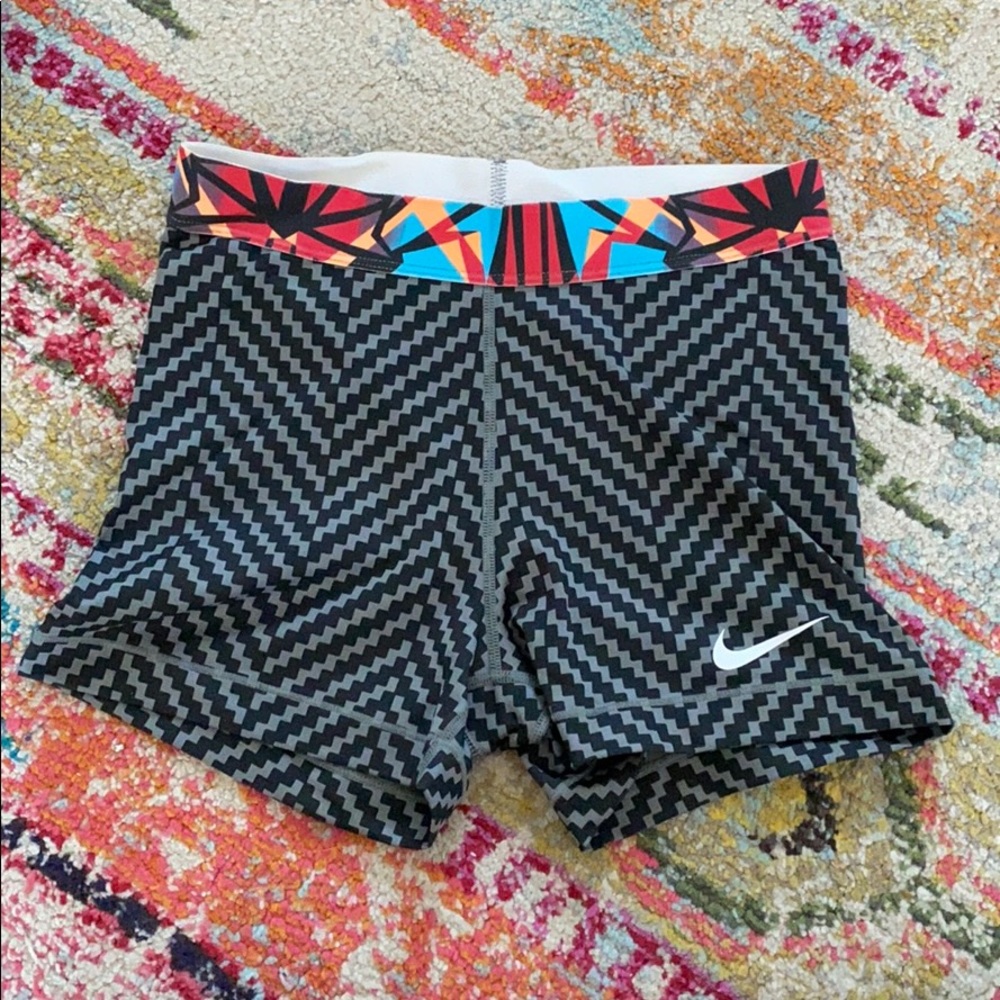 Nike Pro dry fit shorts medium